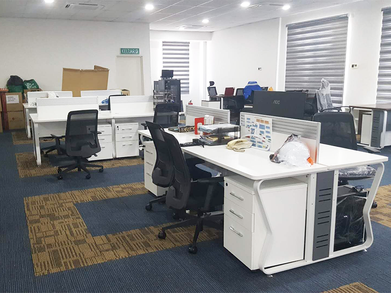 Custom White Office Workstation For Malaysia