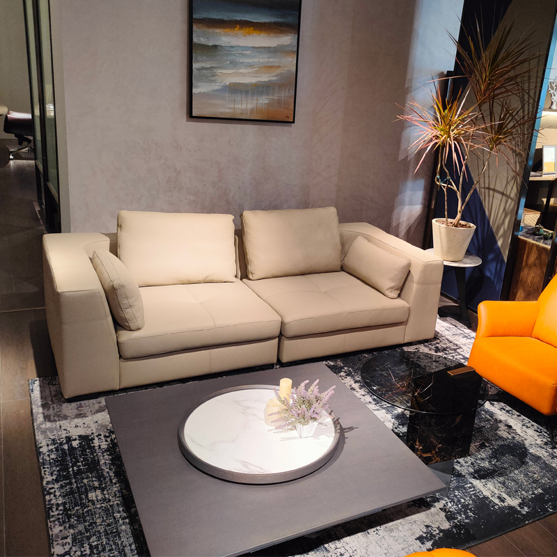 Breze Sofa